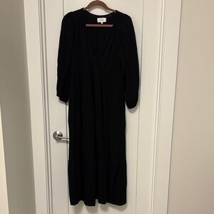 XiRENA Black Long Sleeve Dress